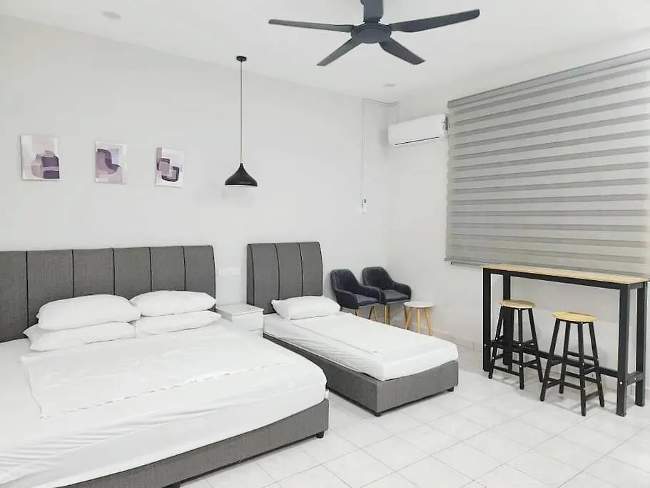 فيلا Ipoh Menglembu Lohas 4Br3Bath14 Pax بيت للعطل