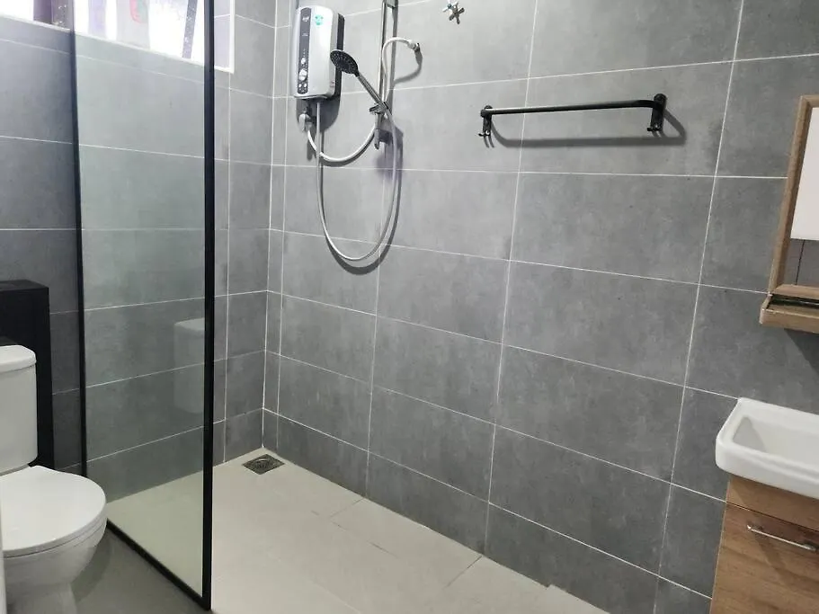 فيلا Ipoh Menglembu Lohas 4Br3Bath14 Pax بيت للعطل