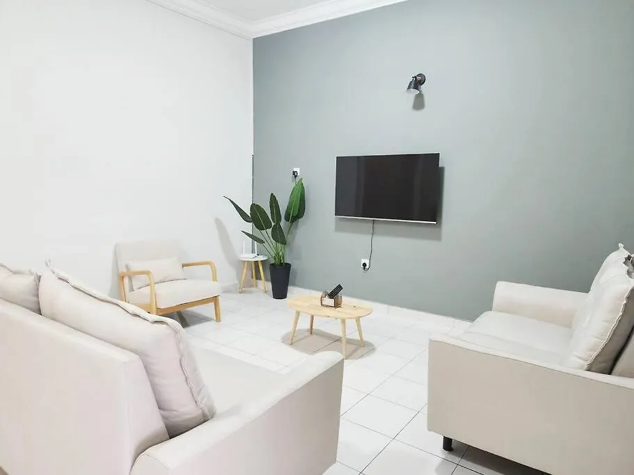 فيلا Ipoh Menglembu Lohas 4Br3Bath14 Pax بيت للعطل