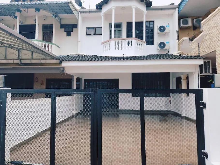 بيت للعطل فيلا Ipoh Menglembu Lohas 4Br3Bath14 Pax ماليزيا