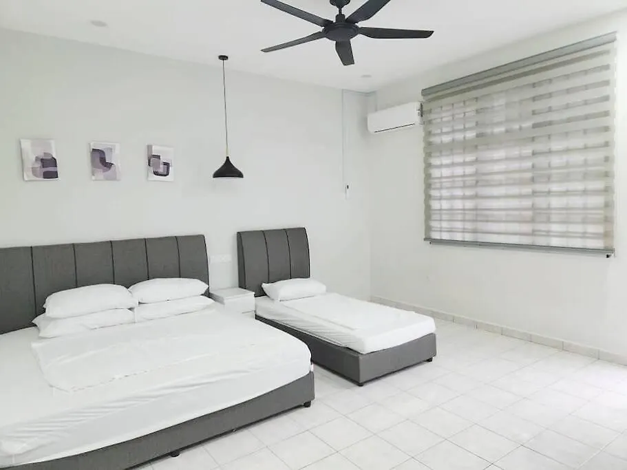 Ipoh Menglembu Lohas 4Br3Bath14 Pax Villa
